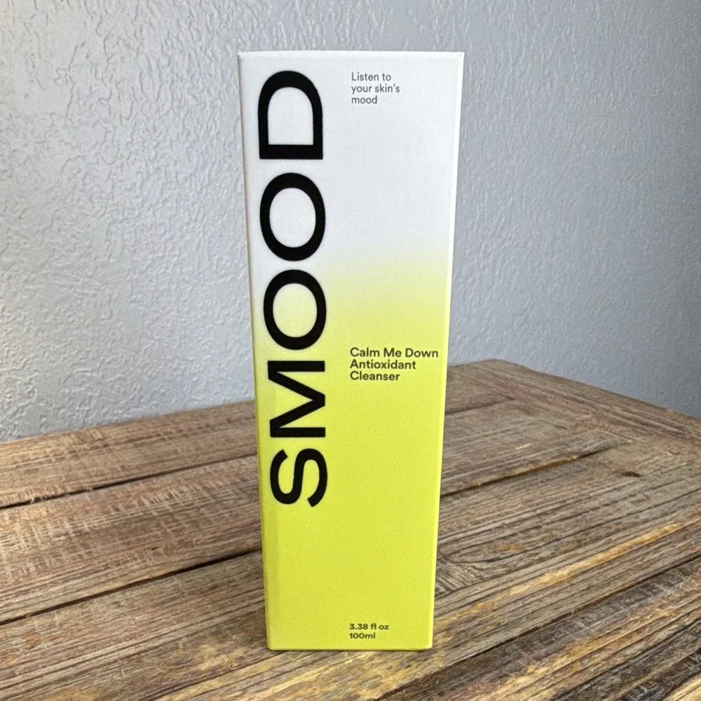 SMOOD Calm Me Down Antioxidant Cleanser pH Balanced Vegan 3.38 fl oz